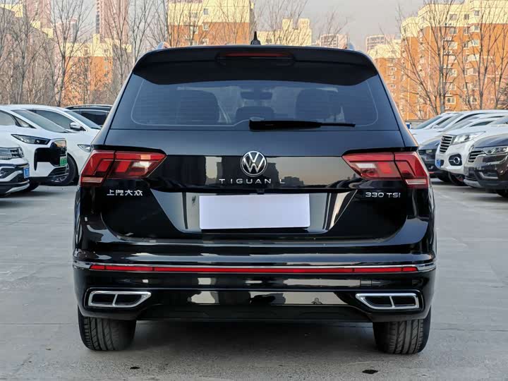 Фото 7 - Volkswagen Tiguan L Pro