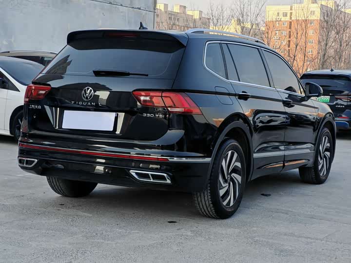 Фото 9 - Volkswagen Tiguan L Pro