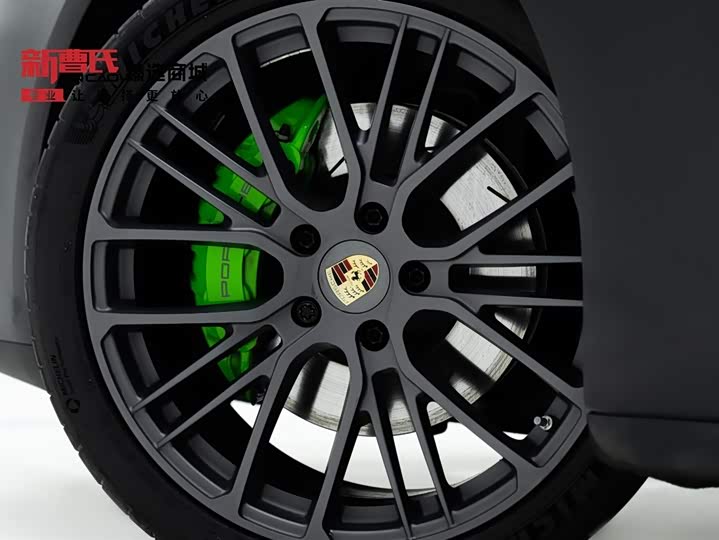 Фото 5 - Porsche Panamera