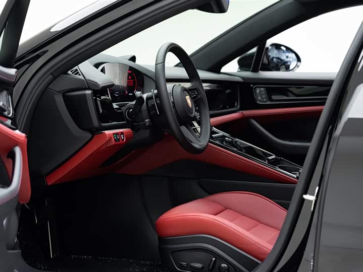 Фото 9 - Porsche Panamera