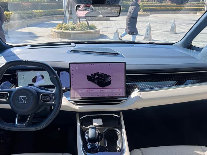 Фото 6 - Zeekr 009