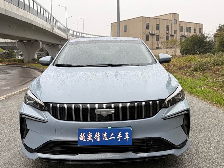 Фото 2 - Geely Binrui