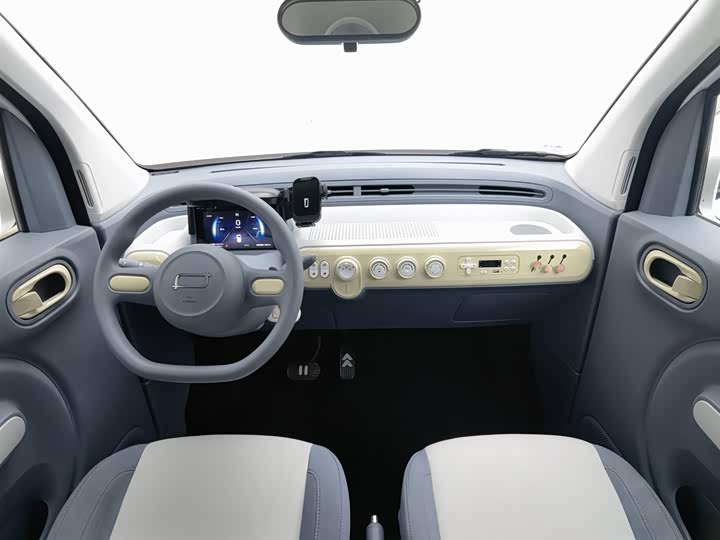 Фото 5 - Bestune Pony