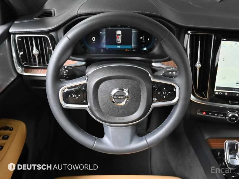 Фото 13 - Volvo V60