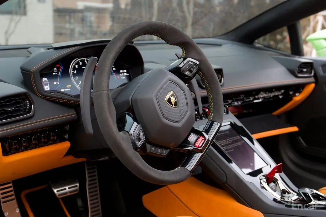 Фото 13 - Lamborghini Huracan