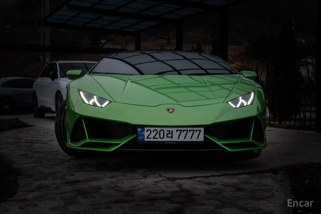 Фото 2 - Lamborghini Huracan