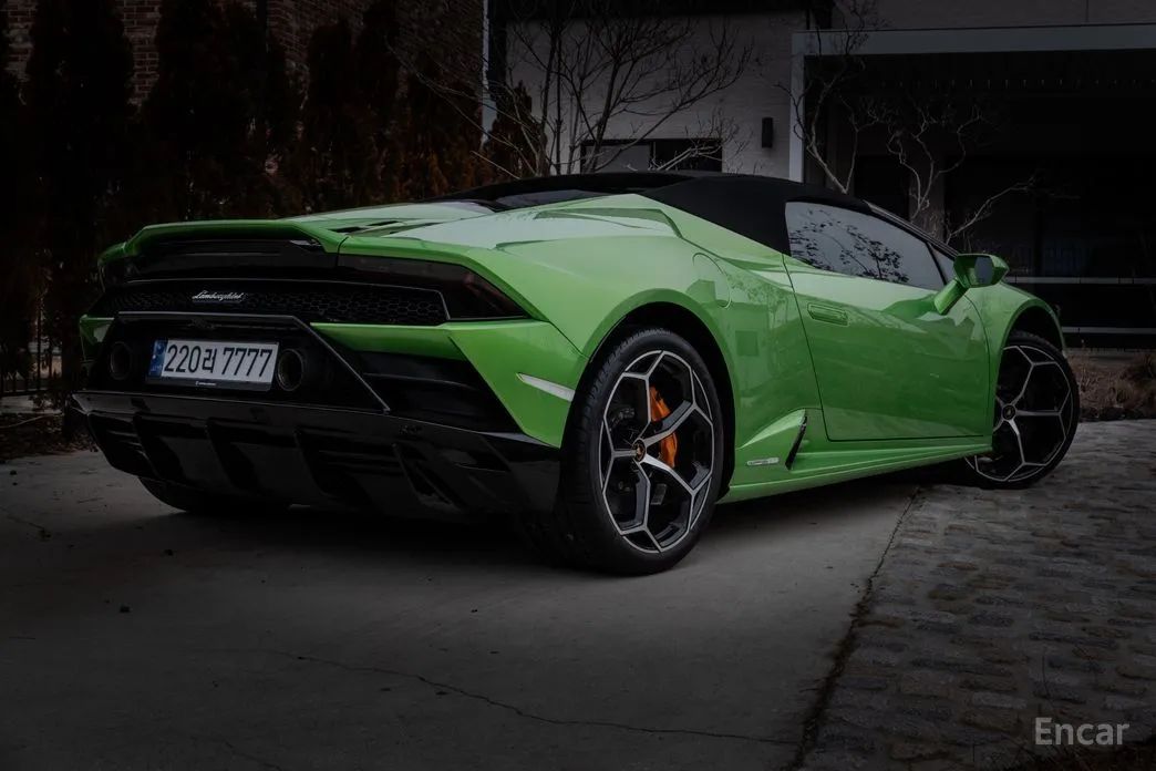 Фото 4 - Lamborghini Huracan