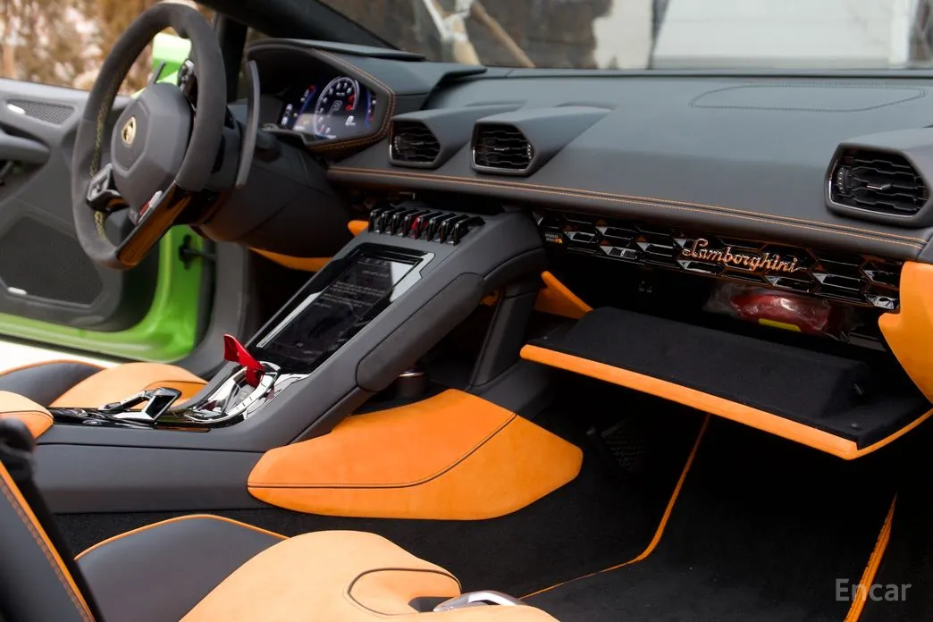 Фото 9 - Lamborghini Huracan