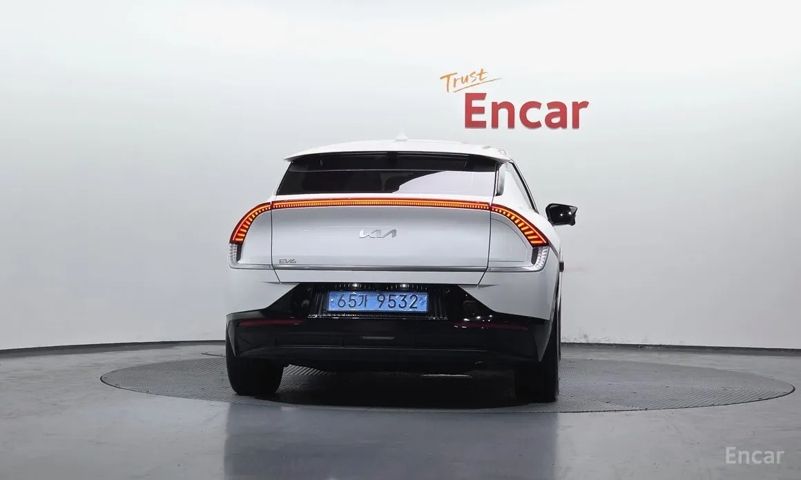 Фото 4 - Kia EV6