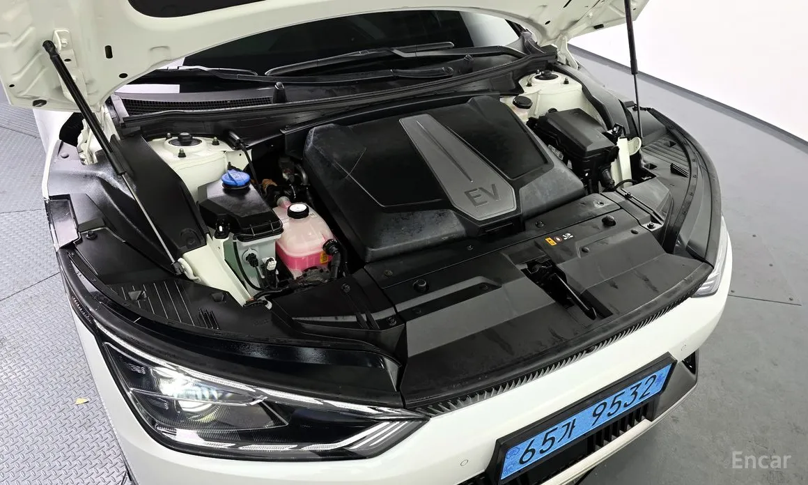 Фото 6 - Kia EV6