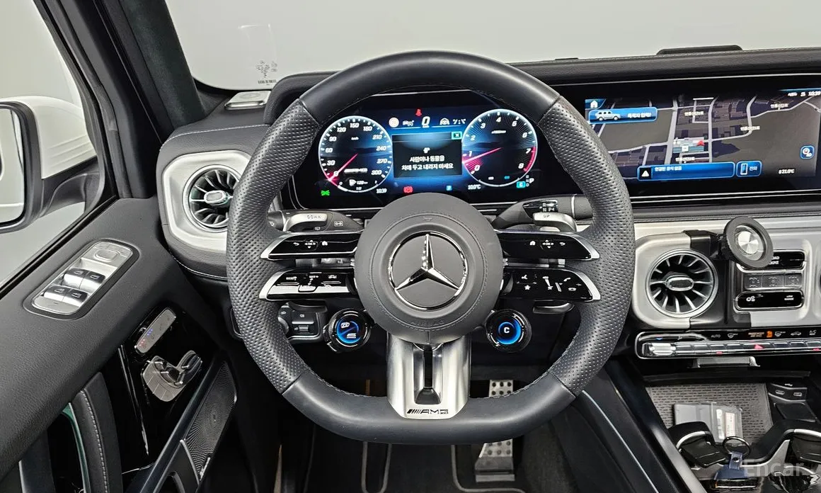 Фото 13 - Mercedes-Benz G-Class