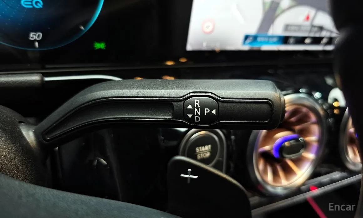 Фото 9 - Mercedes-Benz EQA