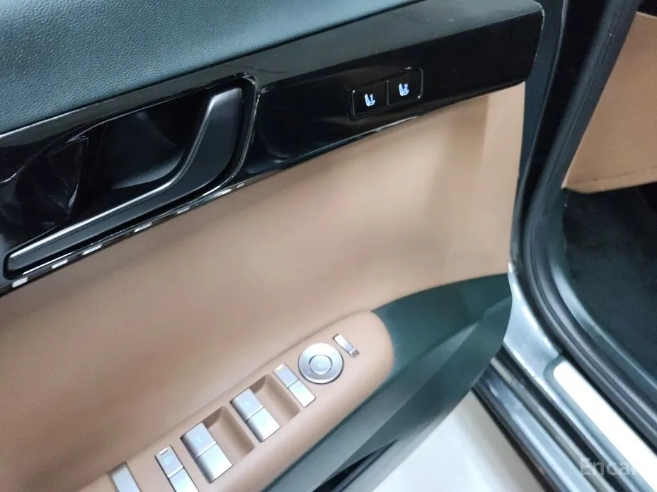 Фото 16 - Hyundai Grandeur