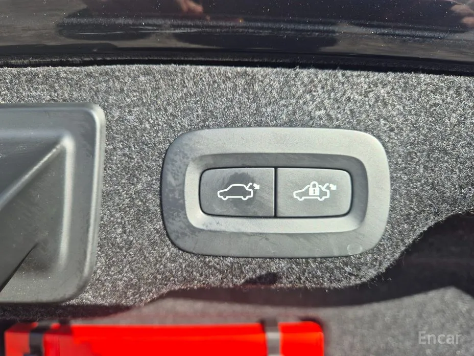 Фото 16 - Volvo S90