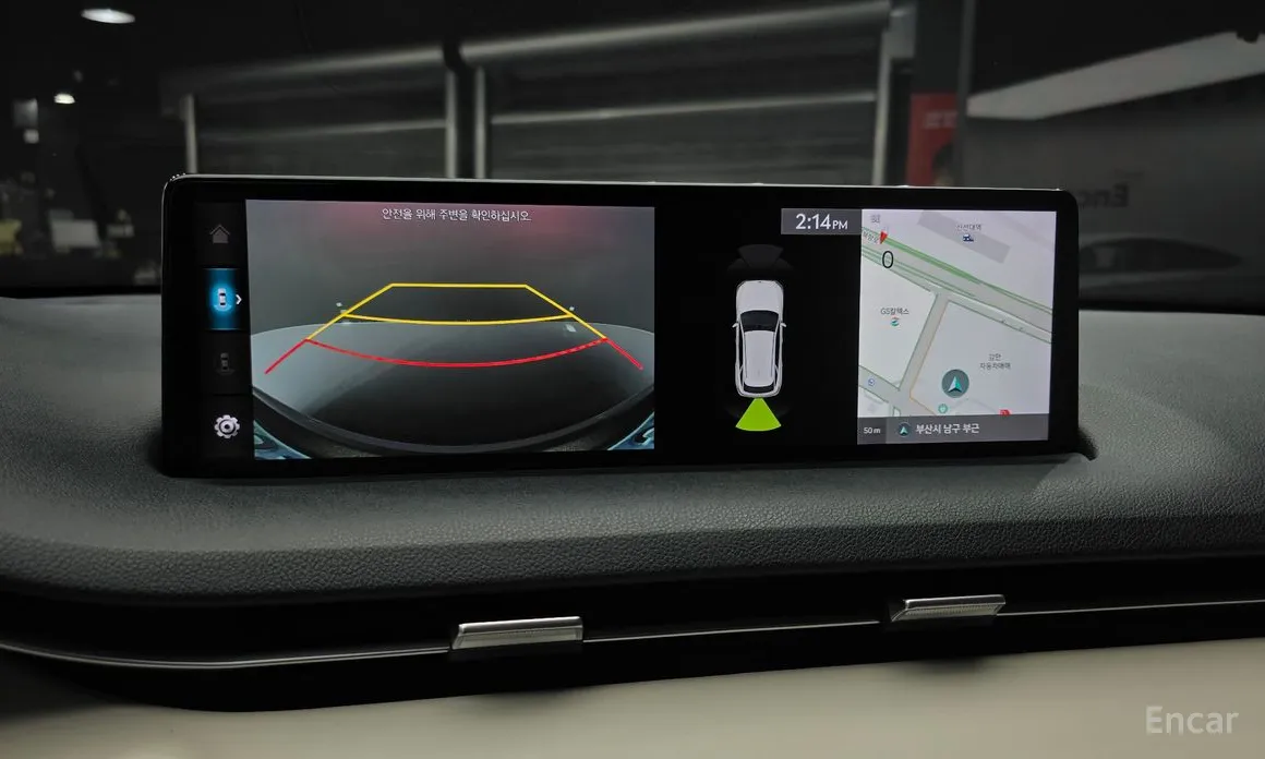 Фото 15 - Genesis GV70