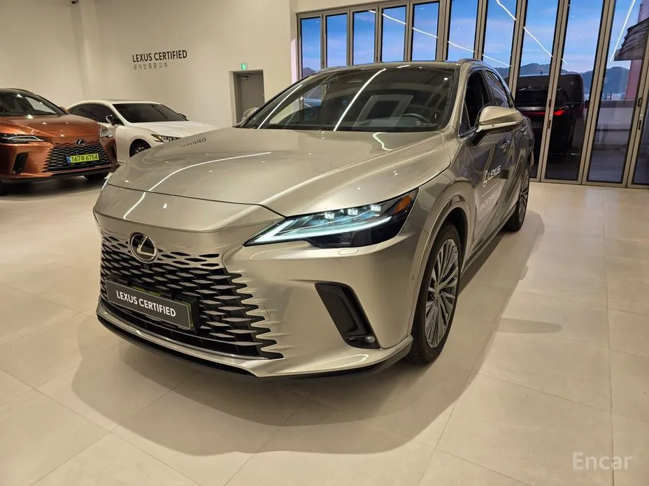 Фото 1 - Lexus RX