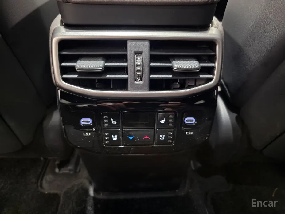 Фото 13 - Lexus RX