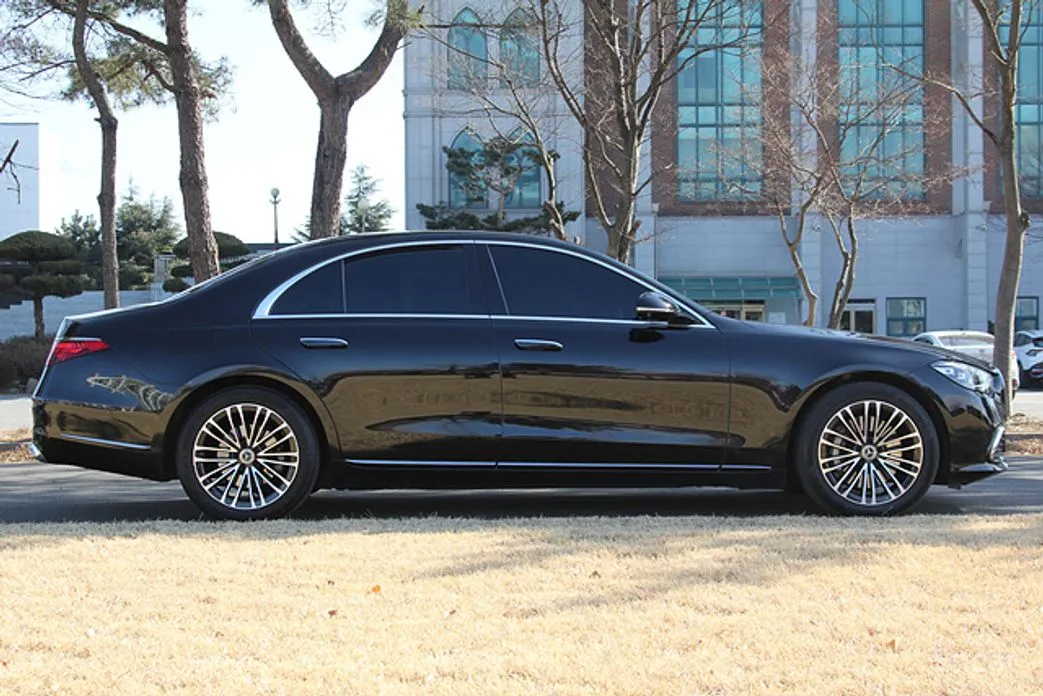 Фото 5 - Mercedes-Benz S-Class