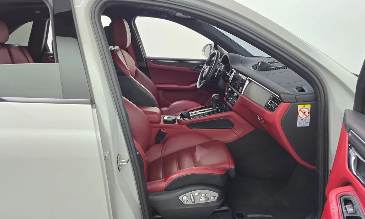 Фото 11 - Porsche Macan