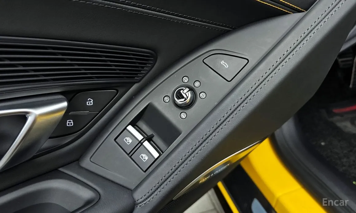 Фото 14 - Audi R8