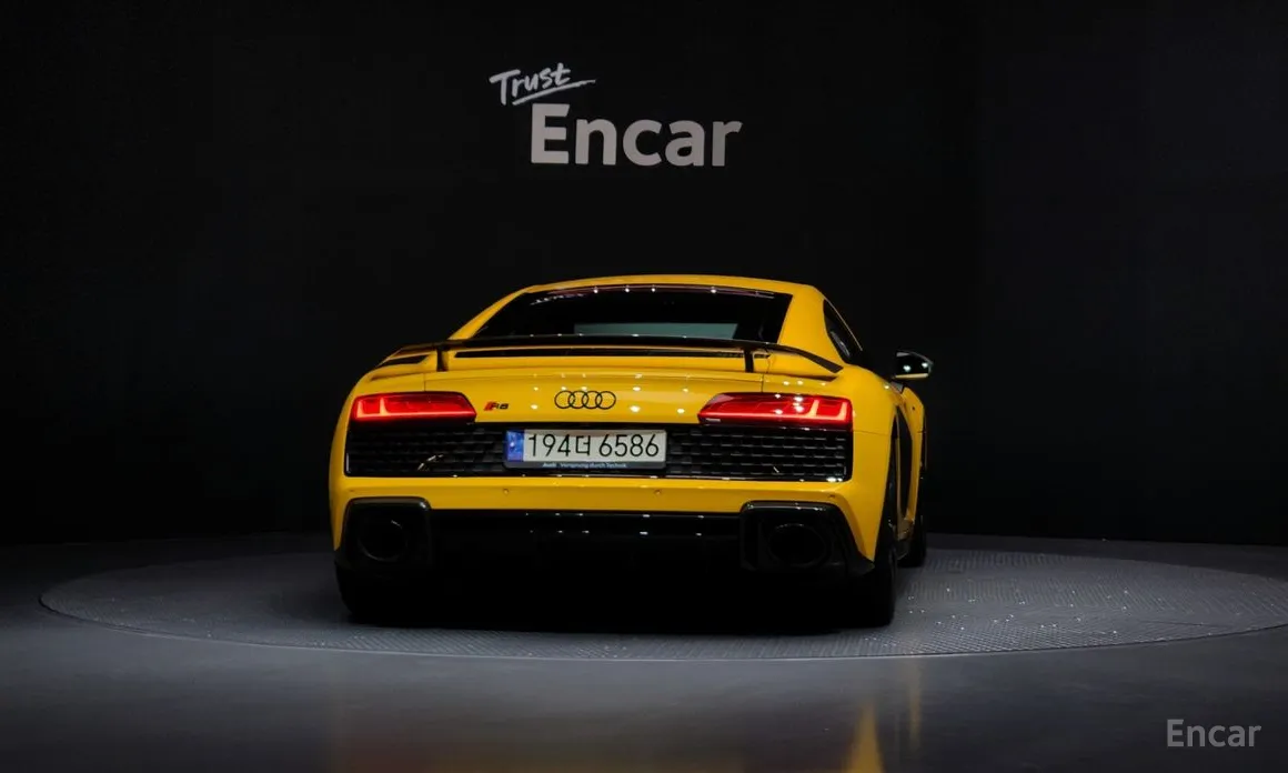 Фото 4 - Audi R8