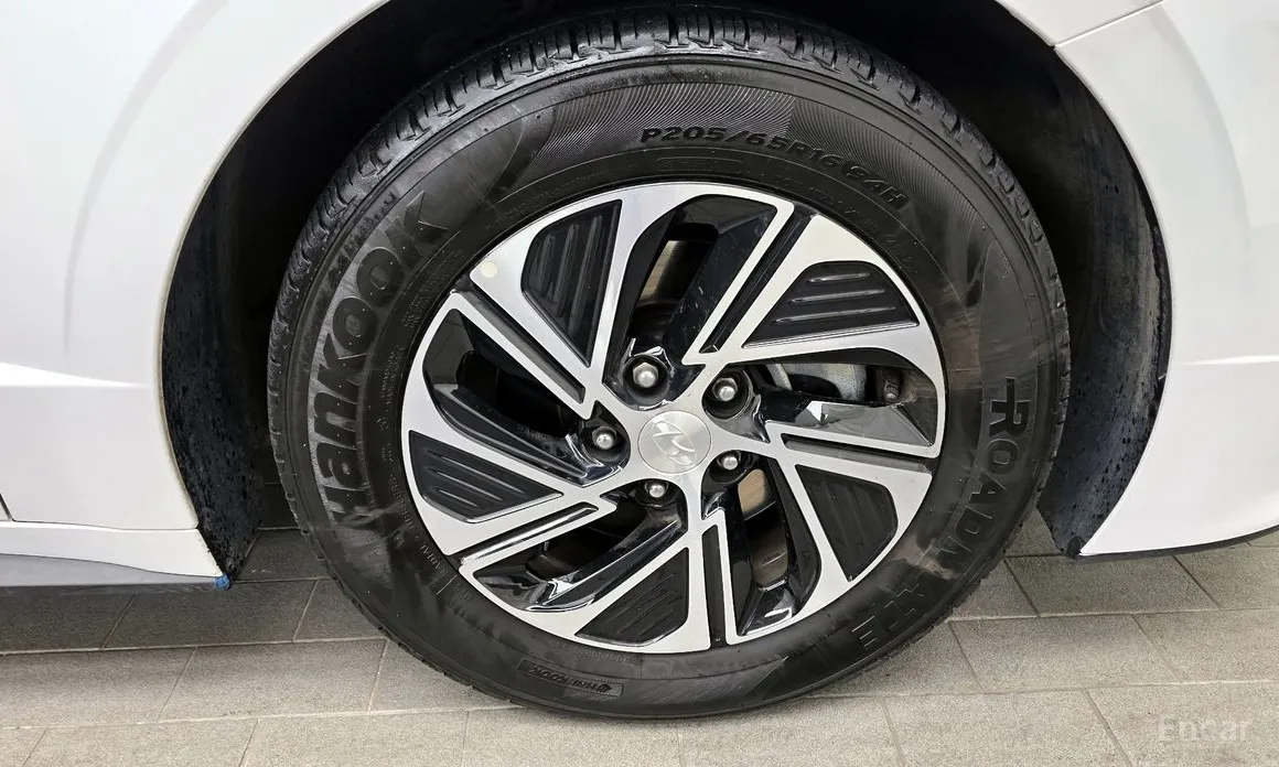 Фото 5 - Hyundai Sonata