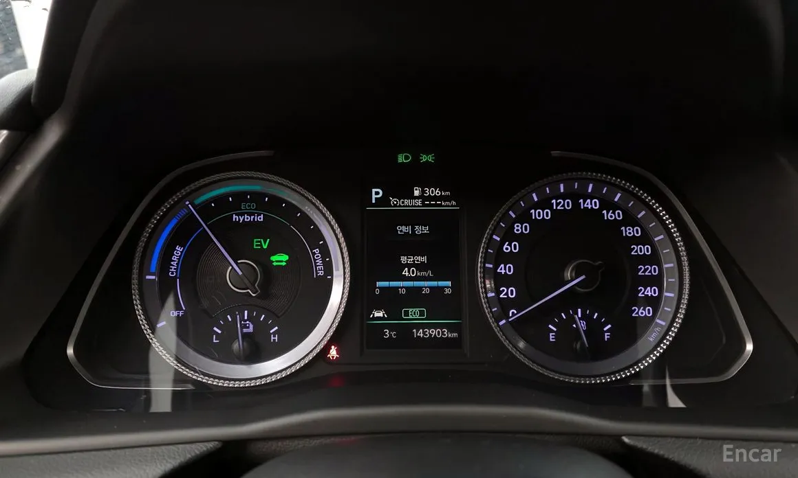 Фото 8 - Hyundai Sonata