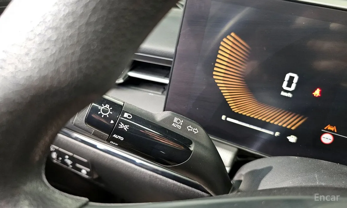 Фото 17 - Kia K5