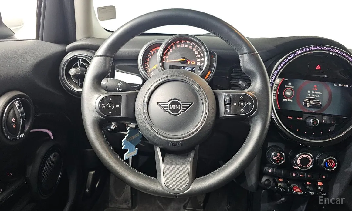 Фото 13 - Mini Cooper