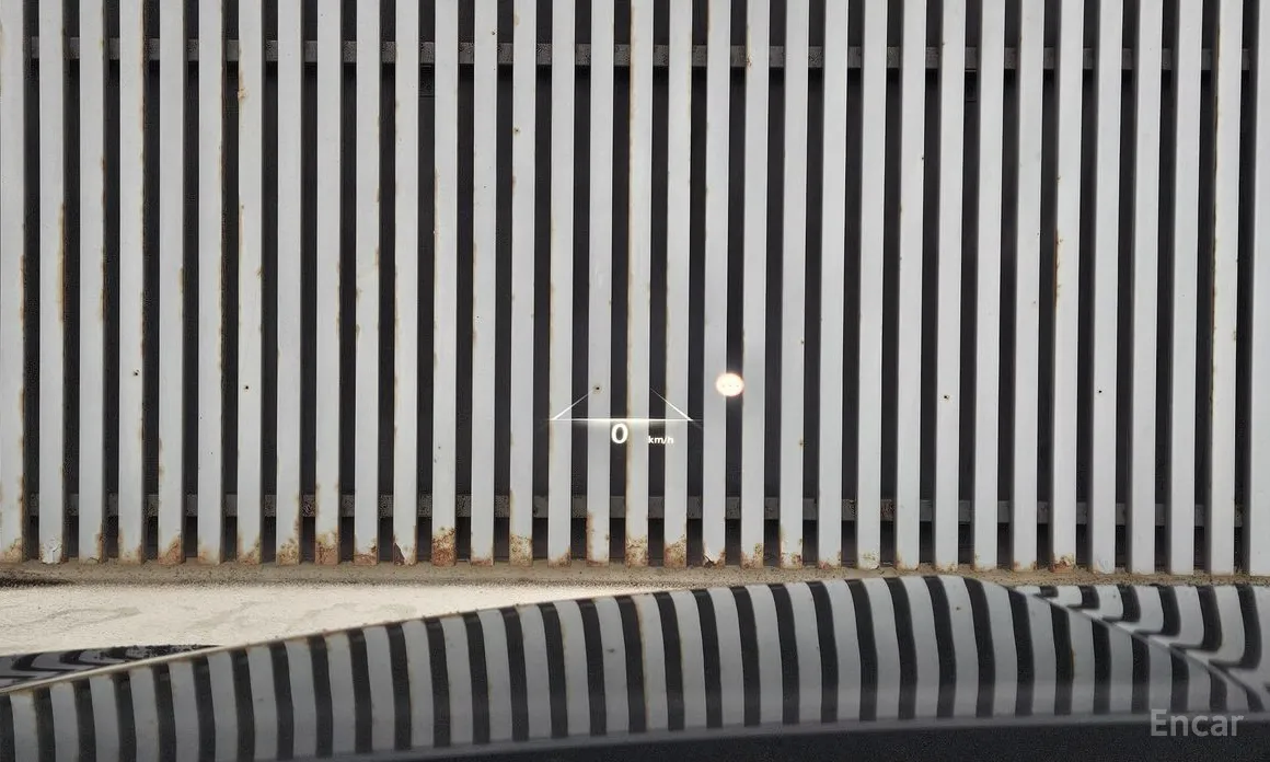 Фото 15 - Genesis G80