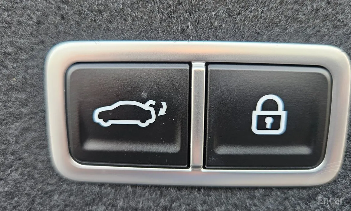 Фото 17 - Genesis G80