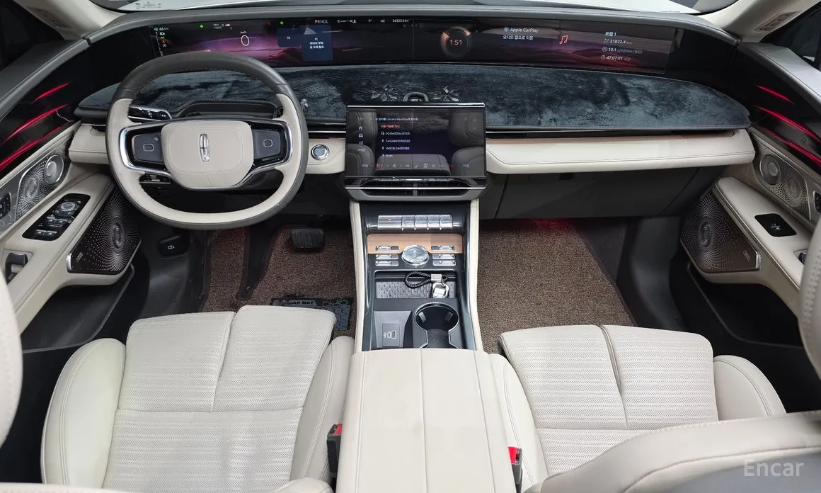 Фото 7 - Lincoln Nautilus