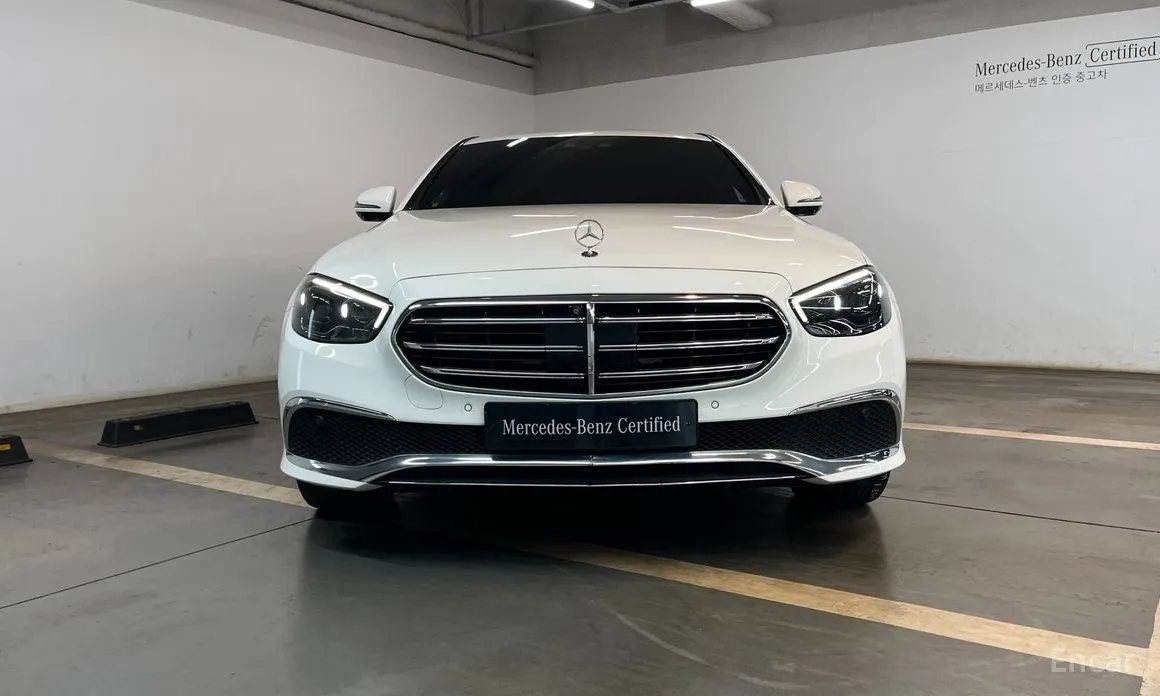 Фото 2 - Mercedes-Benz E-Class