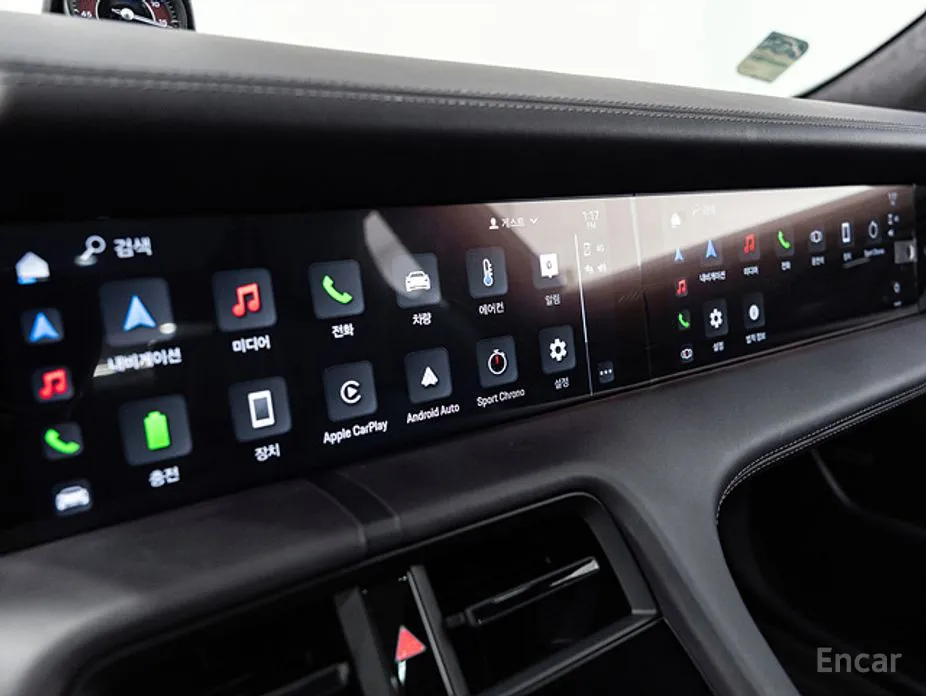 Фото 19 - Porsche Taycan