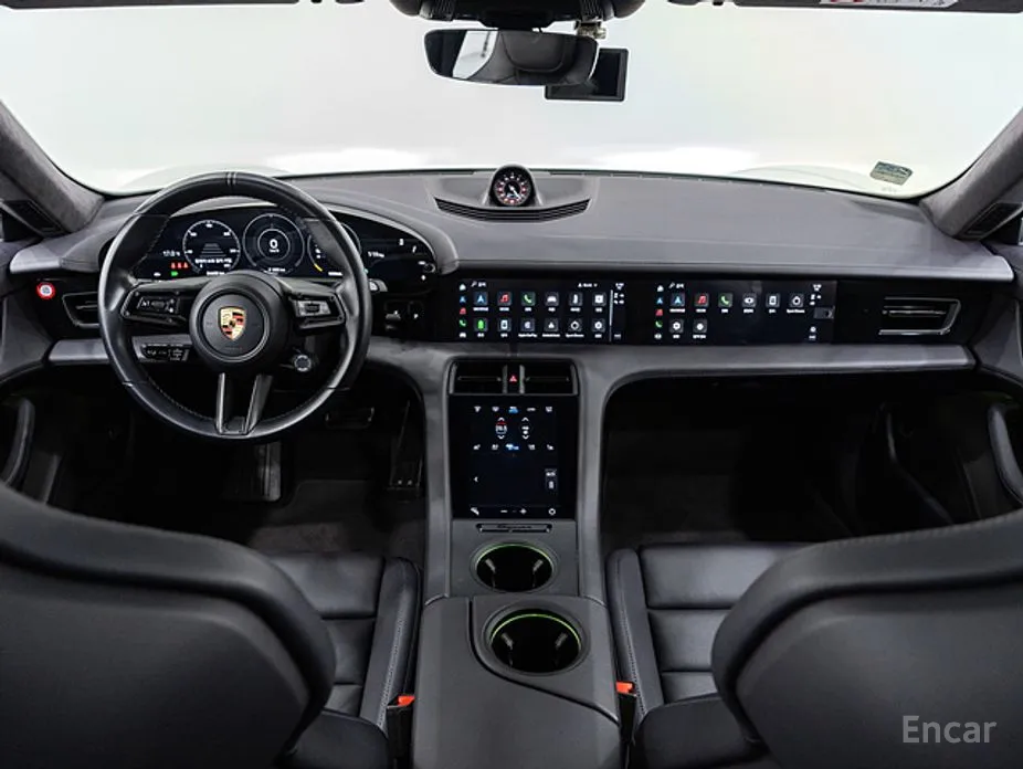 Фото 7 - Porsche Taycan