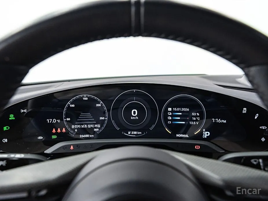 Фото 8 - Porsche Taycan