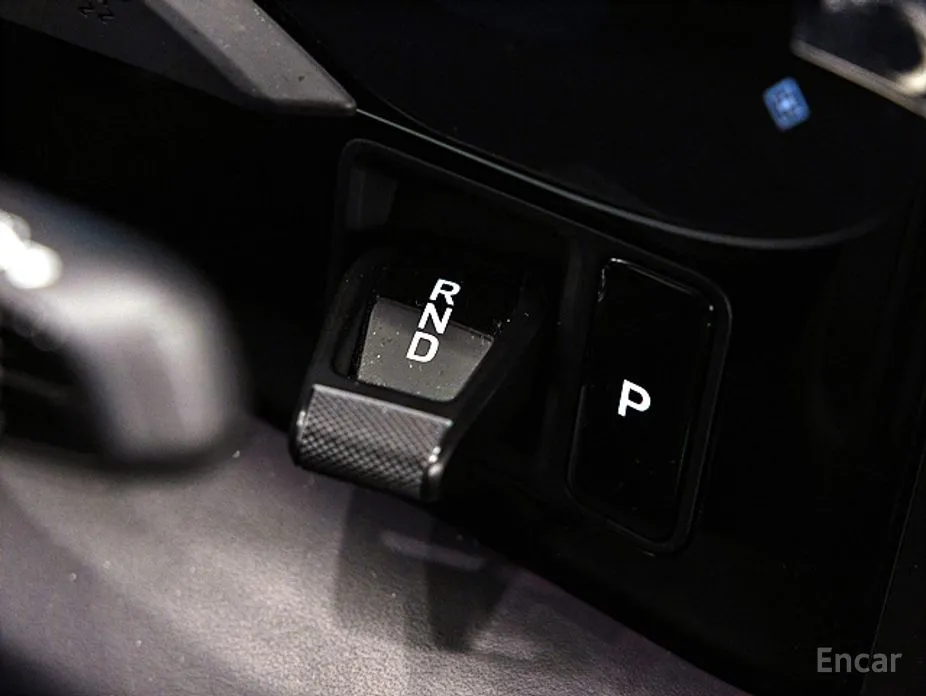 Фото 9 - Porsche Taycan