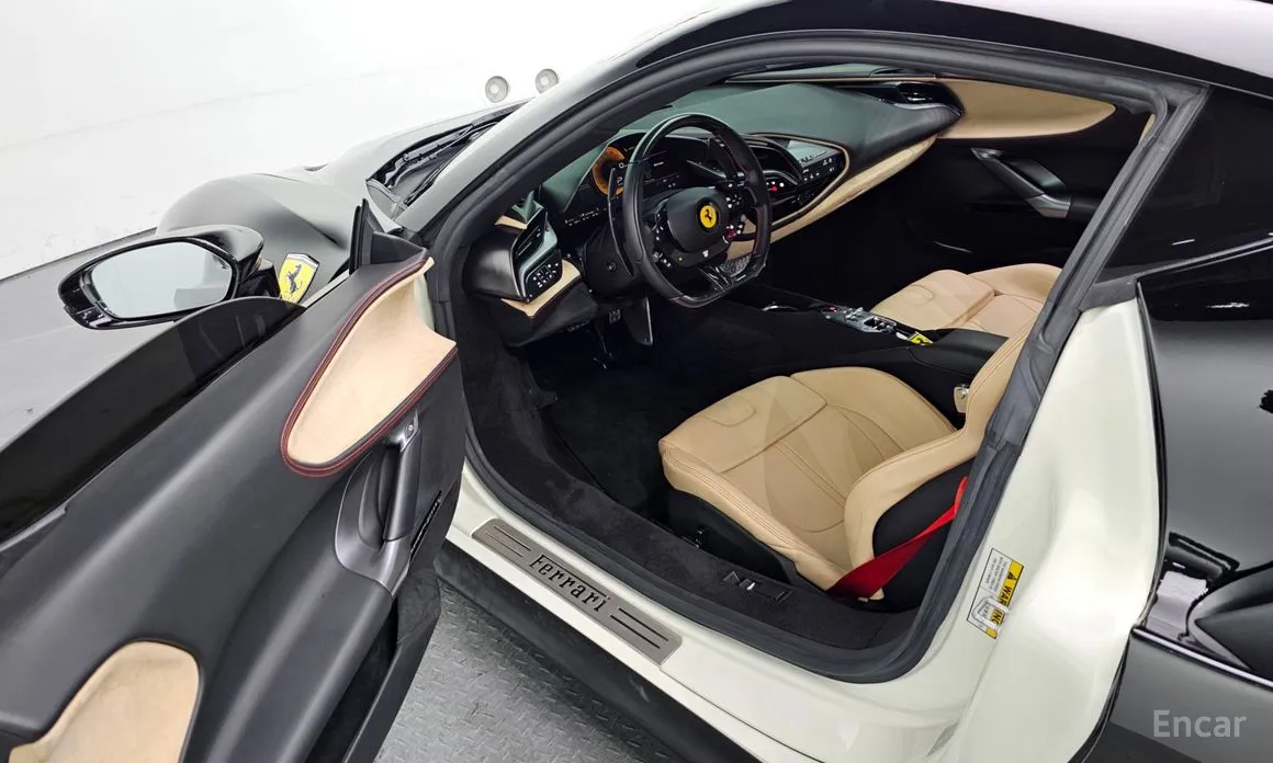 Фото 10 - Ferrari SF90