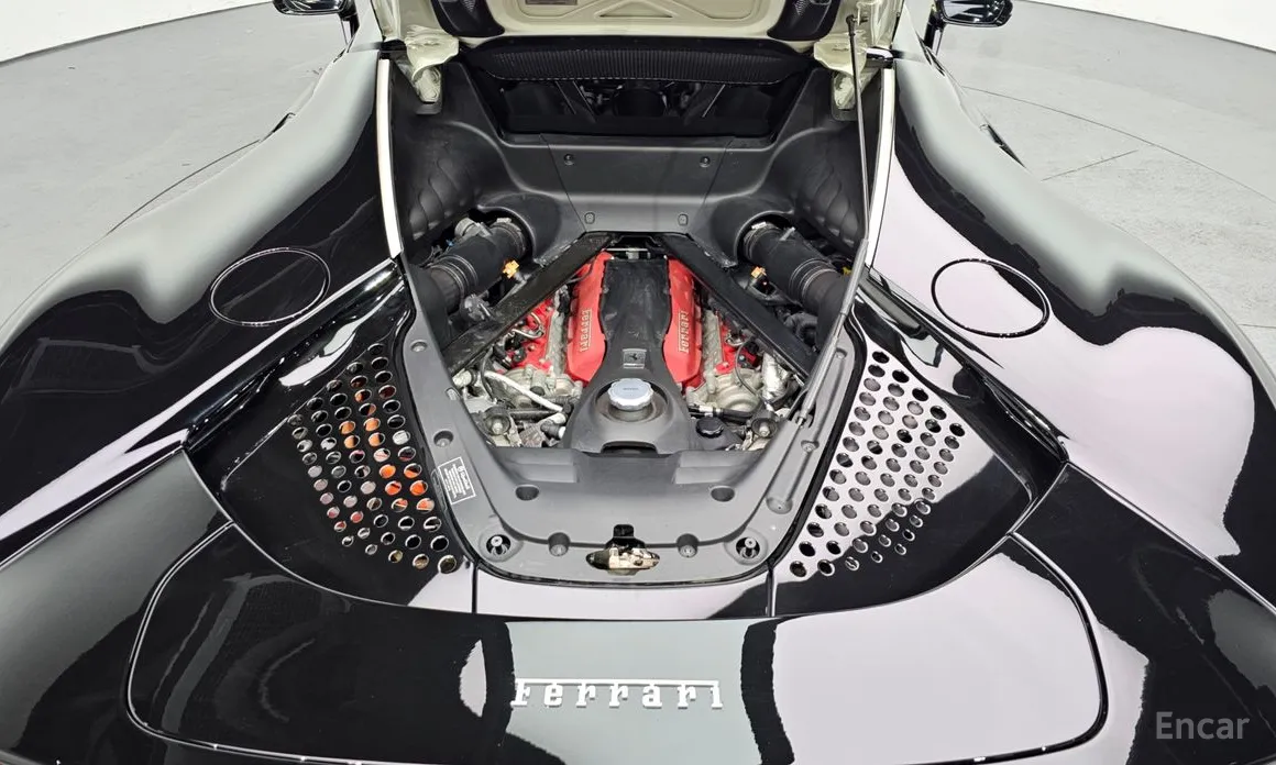 Фото 20 - Ferrari SF90