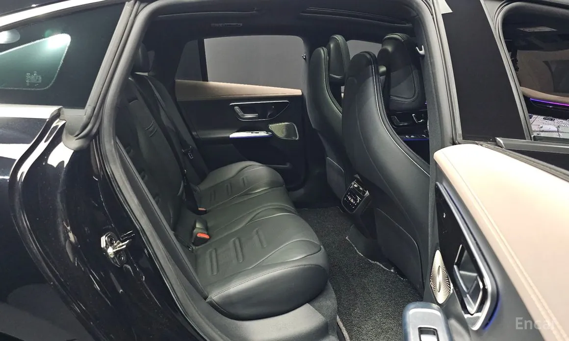 Фото 12 - Mercedes-Benz EQE