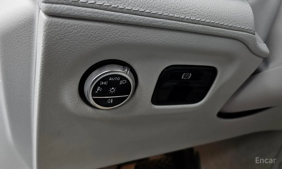 Фото 18 - Mercedes-Benz EQE