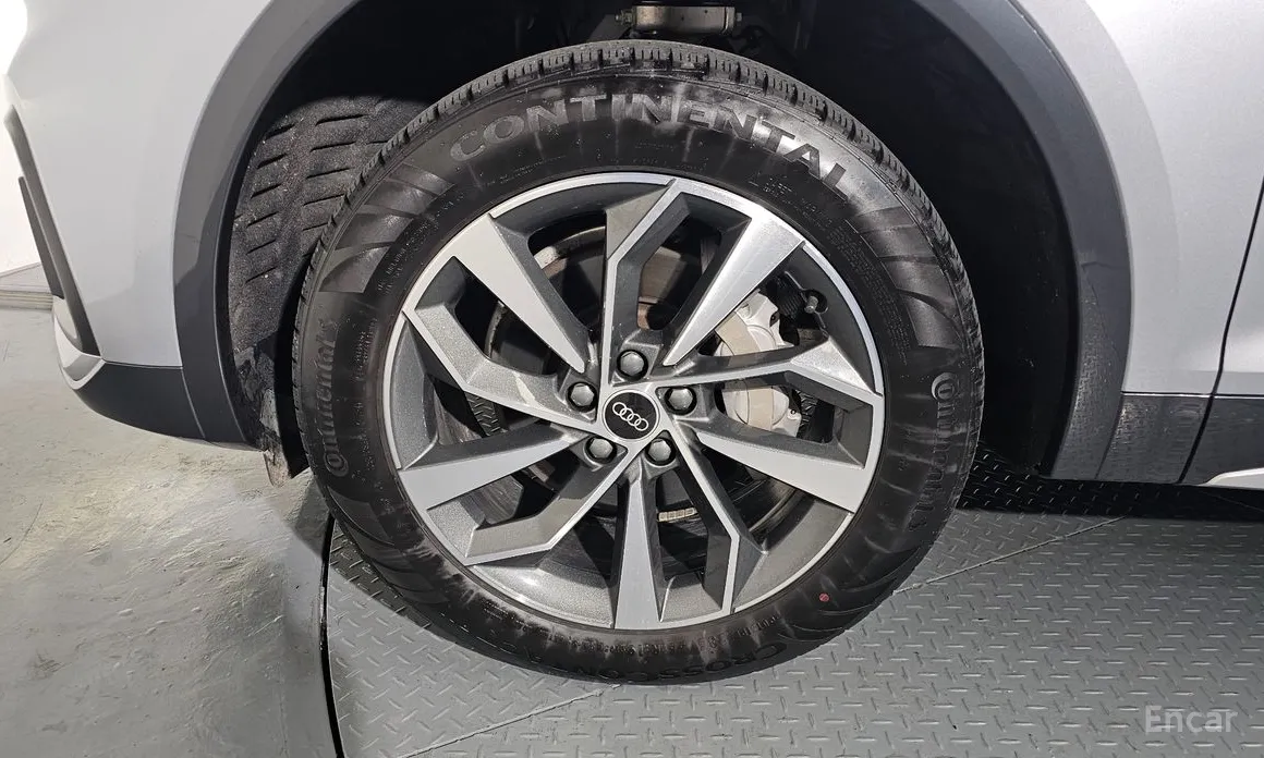 Audi Q5 2017 45 TFSI Quattro Sportback