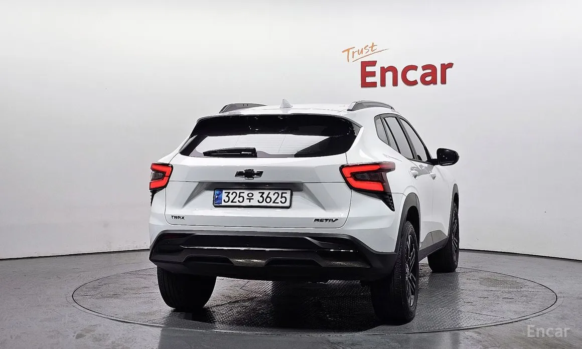 Фото 4 - Chevrolet Trax