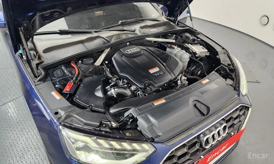 Фото 6 - Audi A4