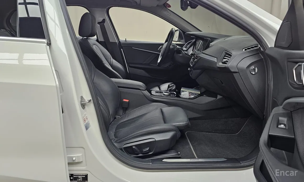 Фото 11 - BMW 1 Series