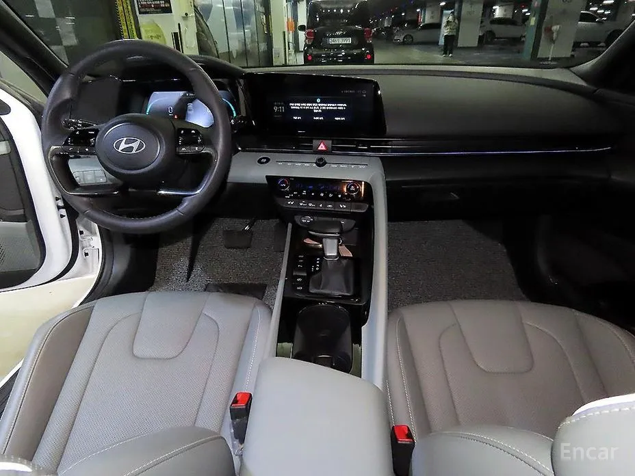 Фото 10 - Hyundai Avante