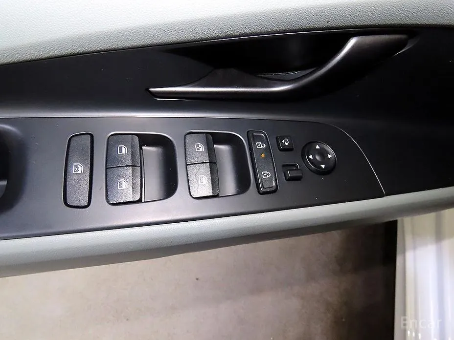 Фото 13 - Hyundai Avante