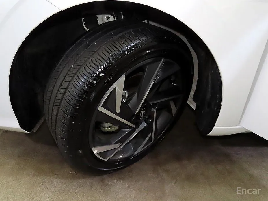 Фото 19 - Hyundai Avante