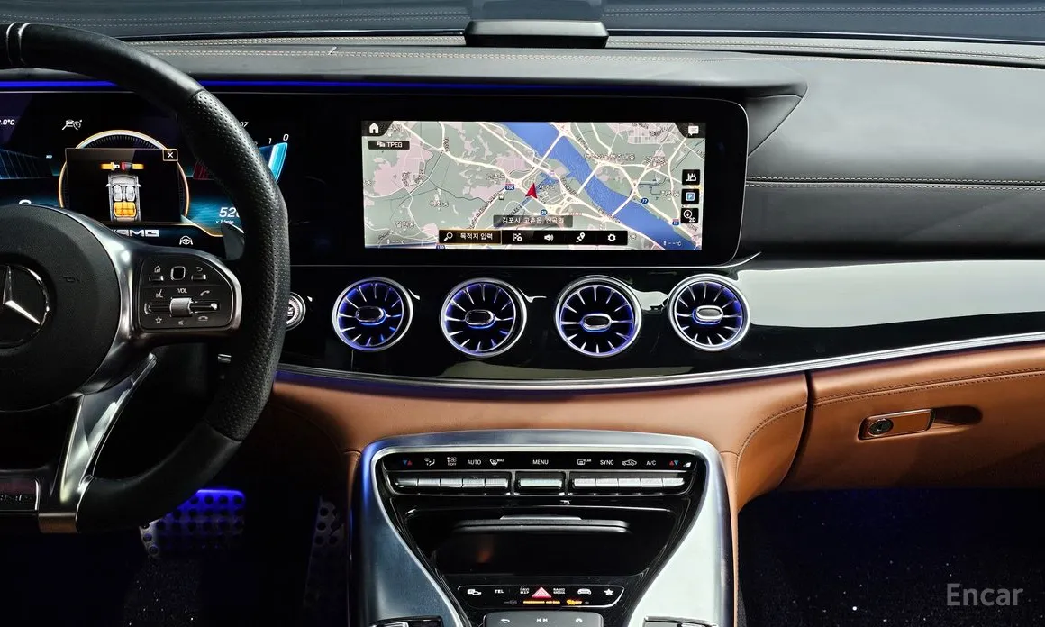 Фото 15 - Mercedes-Benz AMG GT