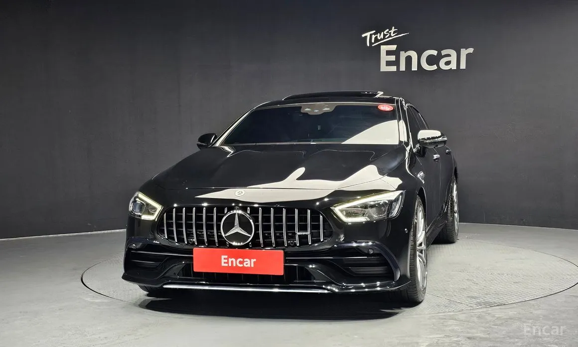 Фото 3 - Mercedes-Benz AMG GT